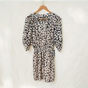 NWT flowy print dress from Express sz XS